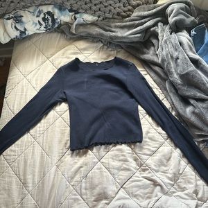 Brandy Melville Cropped long sleeve